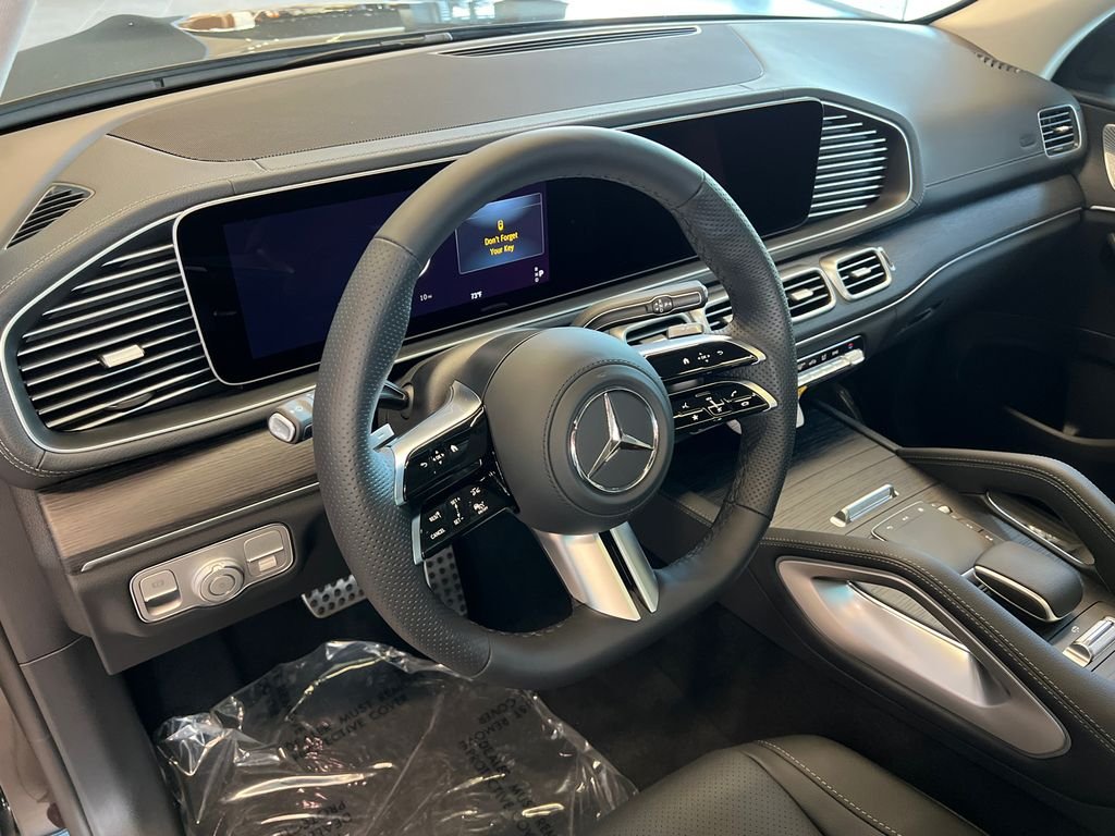 New 2026 Obsidian Black Metallic Mercedes-Benz GLS450 image 15