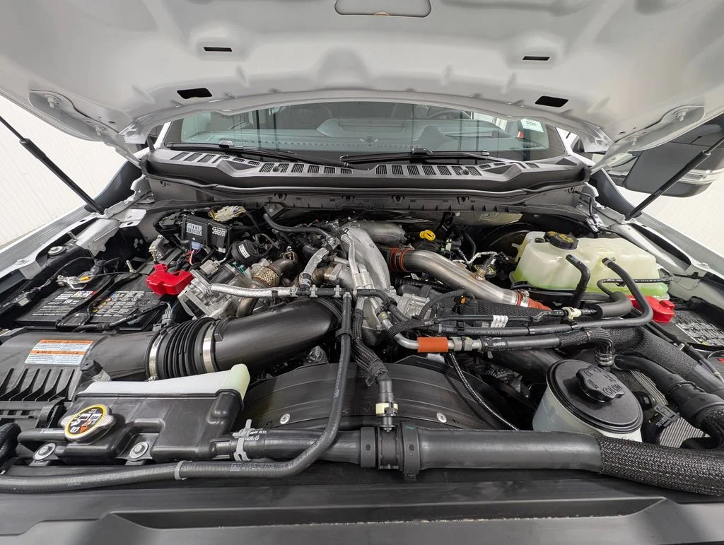 New 2026 Oxford White Ford F-250® Lariat® image 32