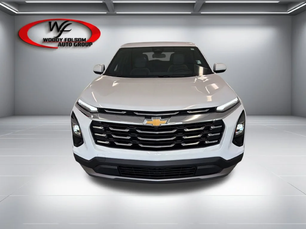 New 2027 Summit White Chevrolet LT image 2