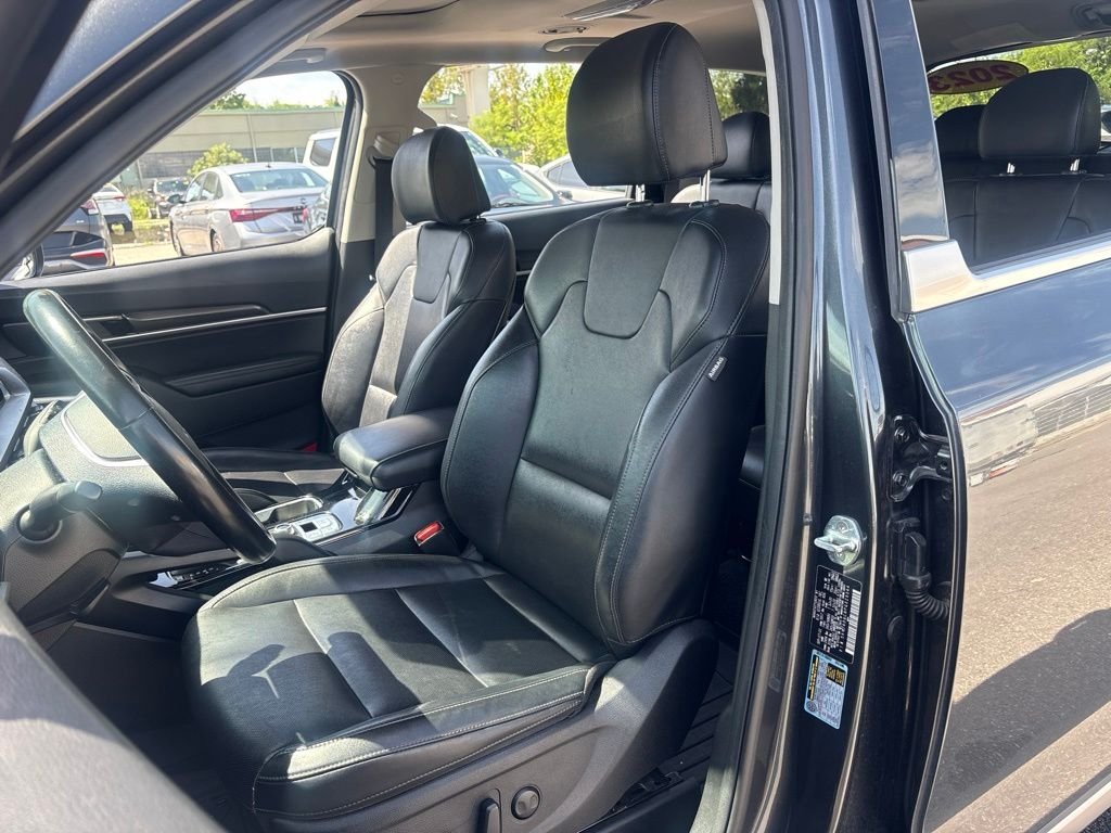 2023 Kia Telluride S - Photo 9