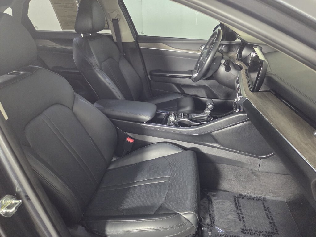 Certified Used 2024 Gravity Gray Kia EX image 32