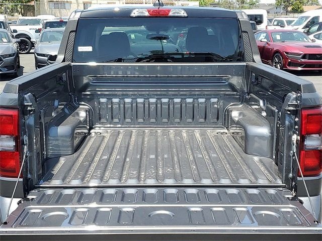 New 2025 Carbonized Gray Metallic Ford Lobo™ image 15