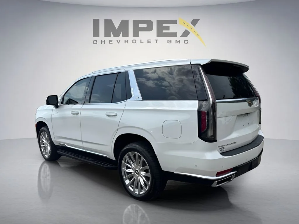 Used 2022 White Cadillac Premium Luxury image 3