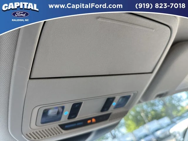Used 2021 White Ford XLT image 32