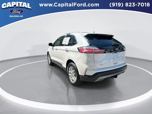 Used 2022 White Ford SEL image 6