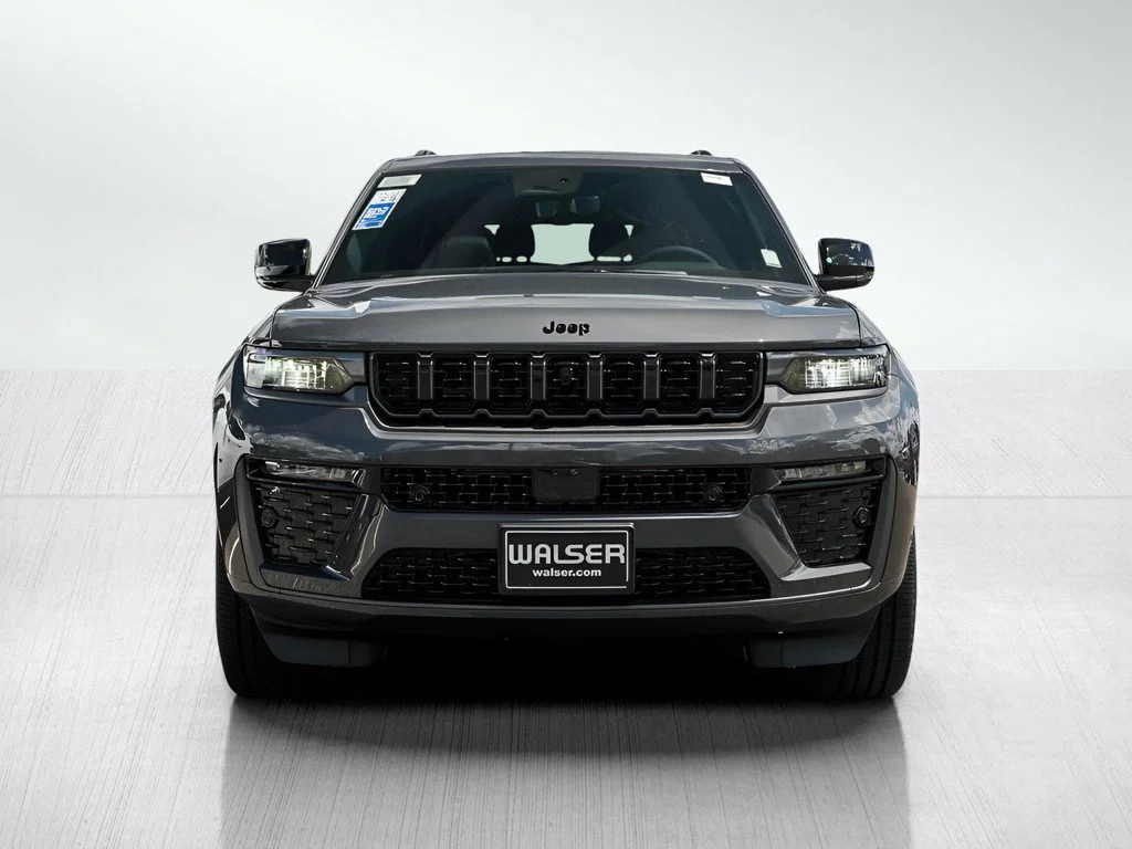 New 2026 Baltic Gray Metallic Clearcoat Jeep Limited Reserve image 2