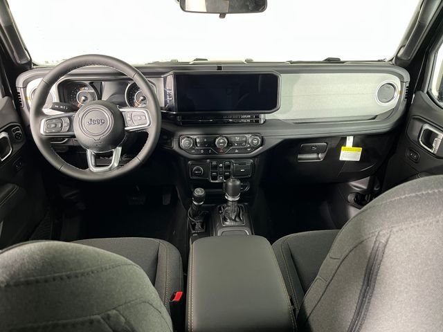 New 2026 Black Clear-Coat Exterior Paint Jeep Sahara image 8