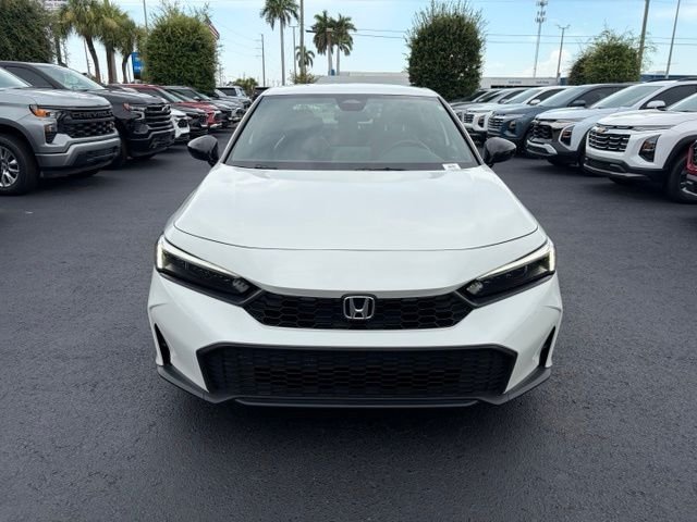 Used 2025  Honda Sport image 2