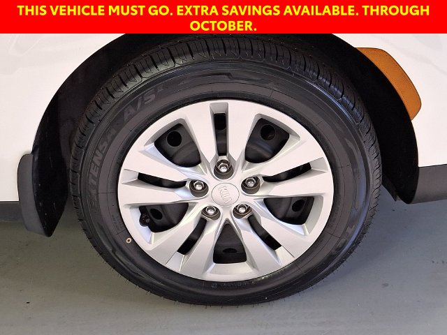 Used 2021 White Kia LX image 9