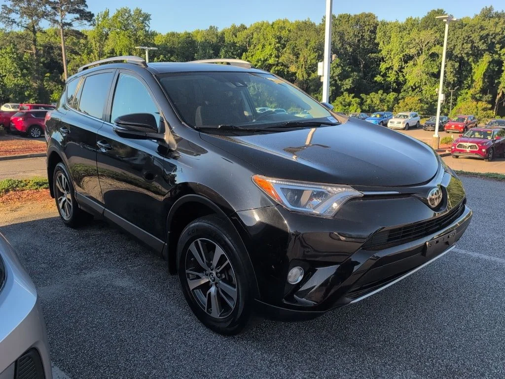 2018 Toyota RAV4 XLE AWD's photo