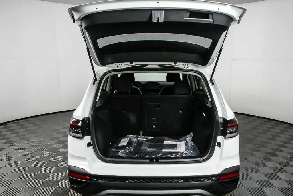 New 2026 Pure White Volkswagen S image 28