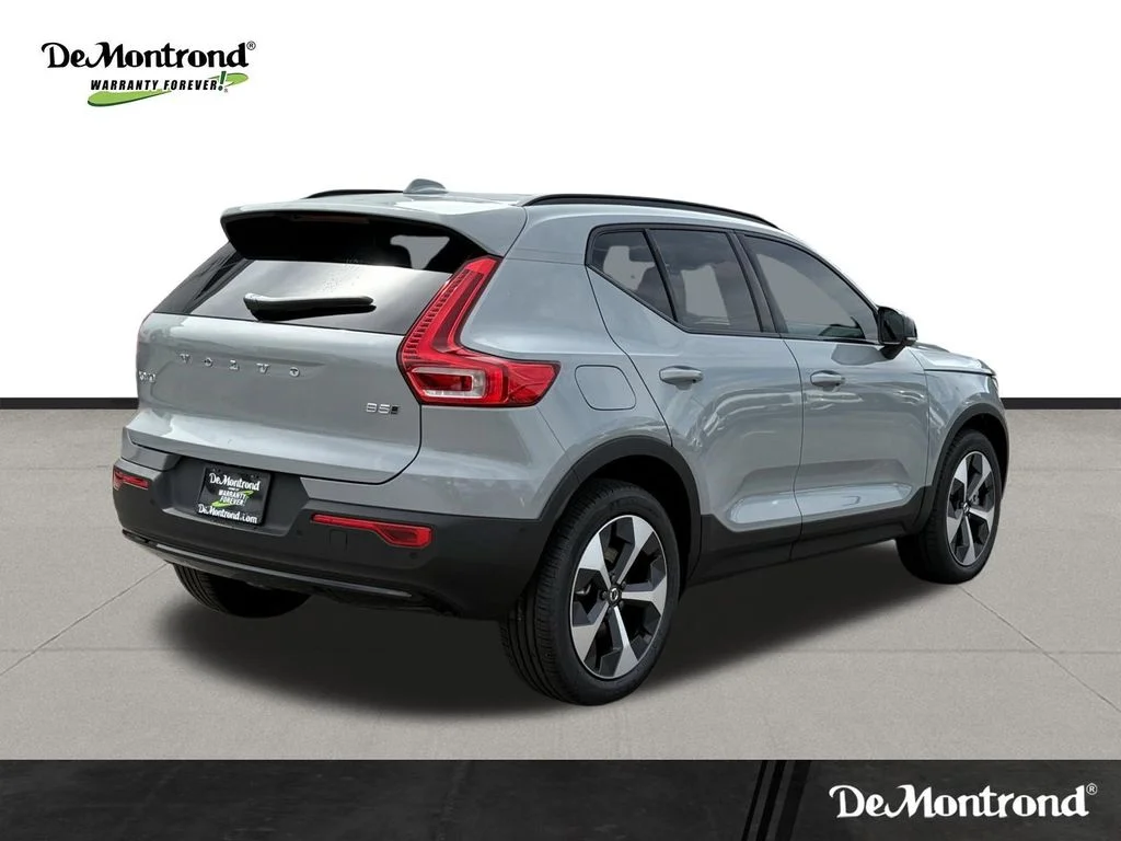 New 2026 Vapour Grey Volvo Plus image 5