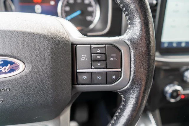 Used 2022 Black Ford XLT image 25