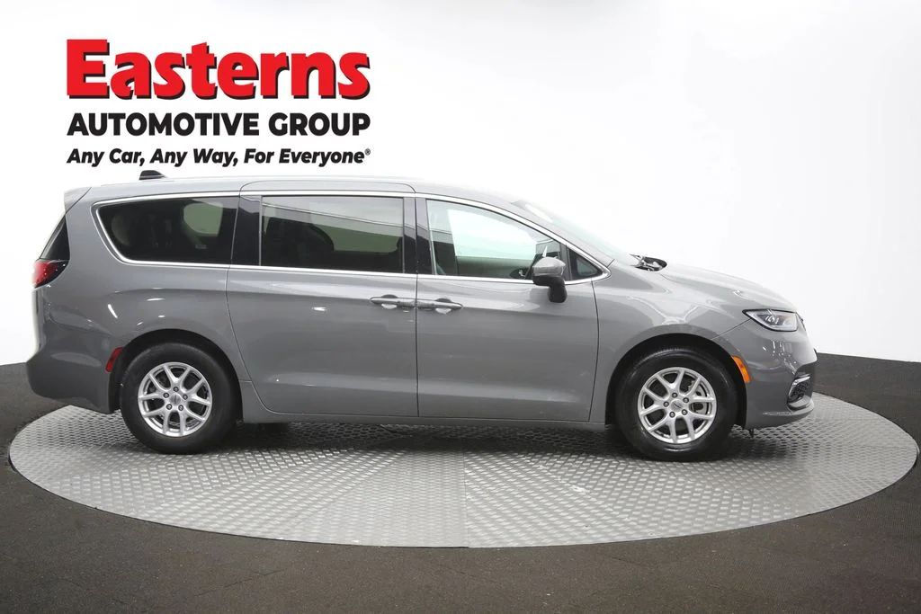 Used 2023 White Chrysler Touring L image 46