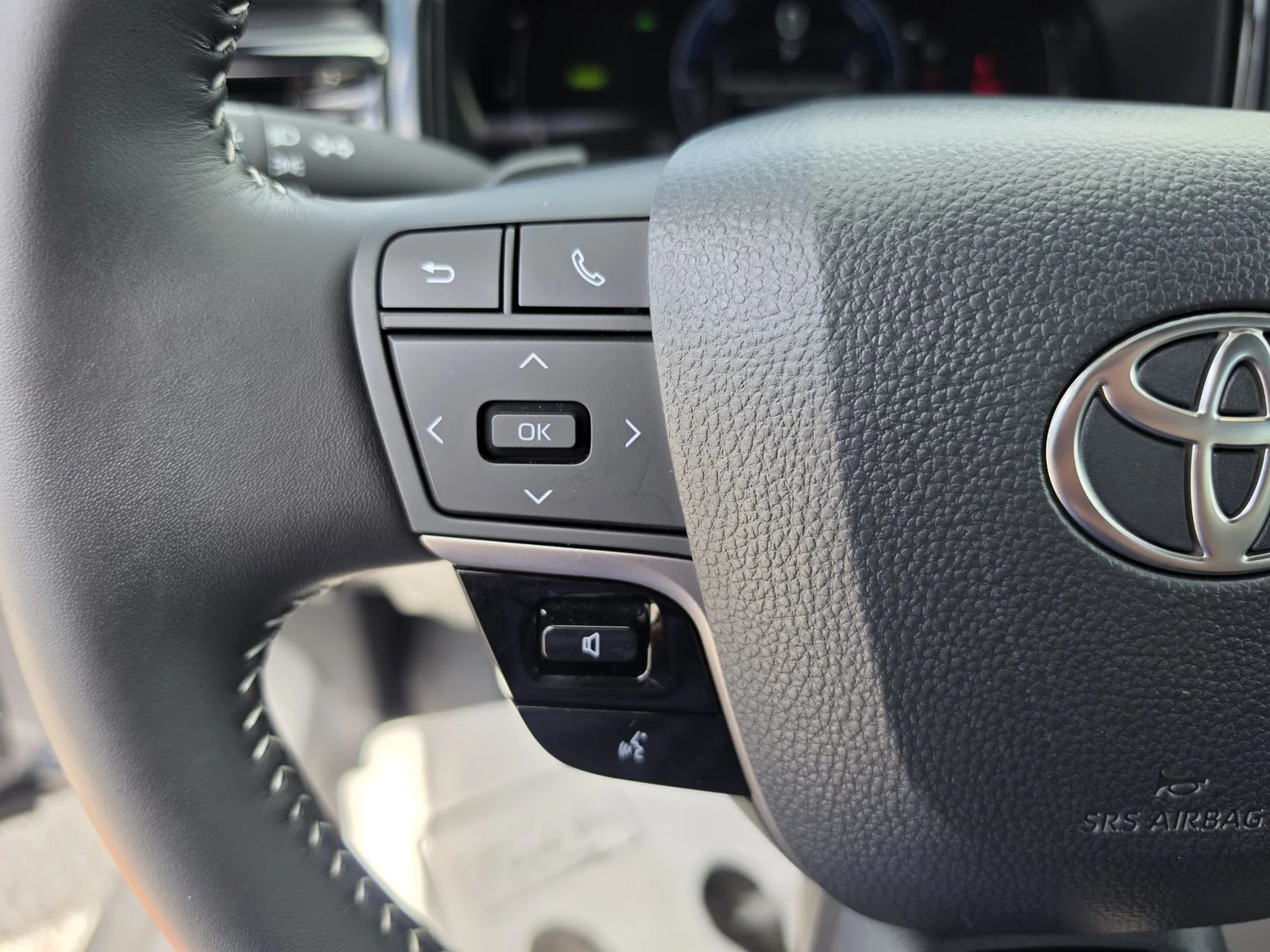 Used 2026 Gray Toyota SE image 28
