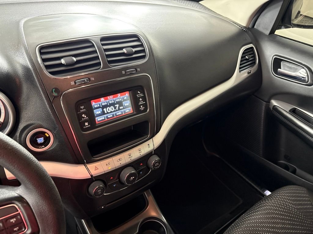 Used 2019 Black Dodge SE image 30