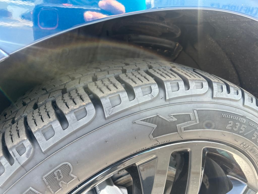 Used 2021 Blue Chevrolet LT image 31