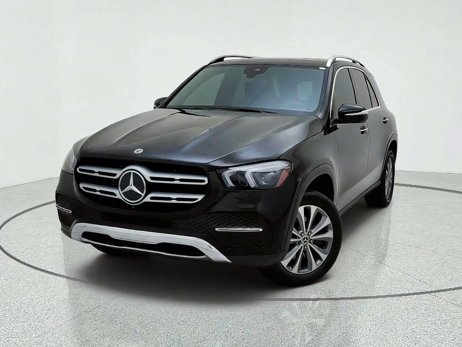 Used 2023 Black Mercedes-Benz GLE 350 image 2