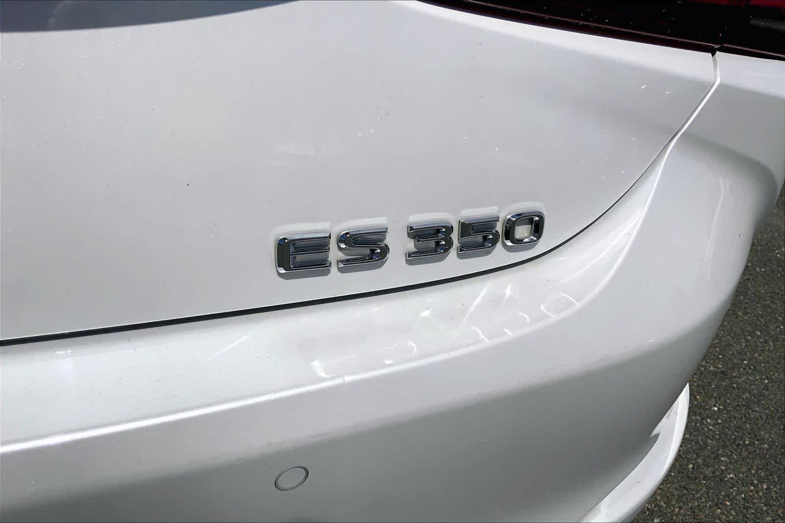 Certified Used 2024 Eminent White Pearl Lexus  image 10
