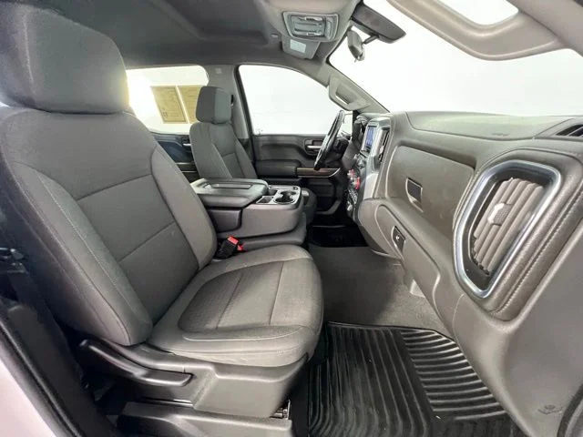 Used 2021 White Chevrolet RST image 34