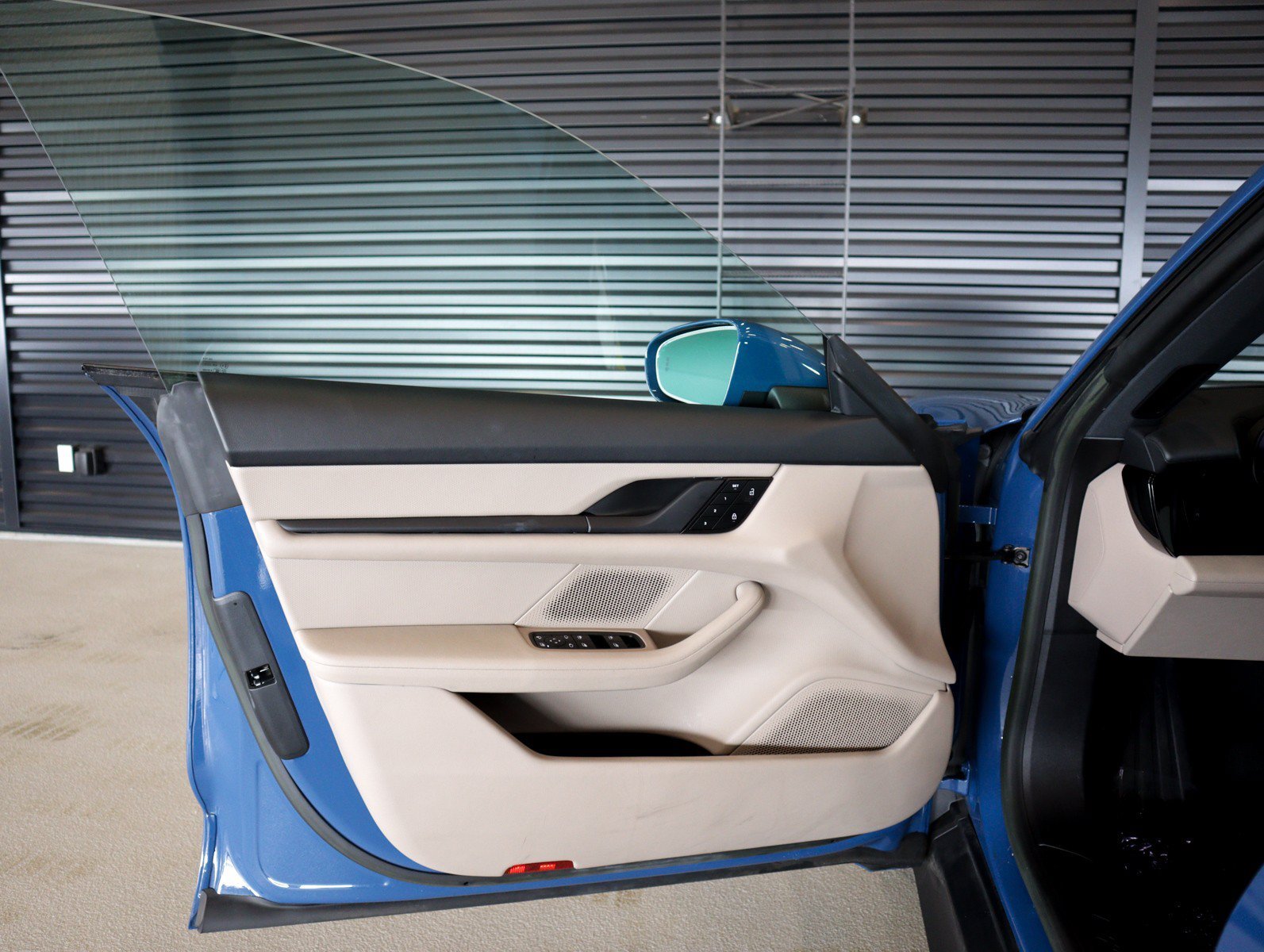 Certified Used 2023 Neptune Blue Porsche  image 24