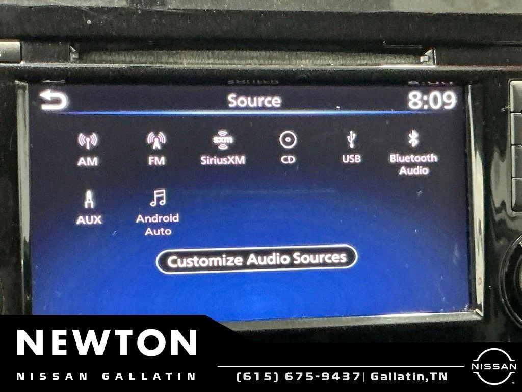 Used 2018 Pearl White Nissan SV image 25