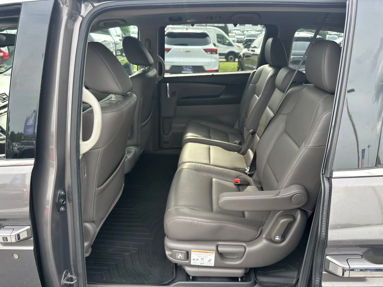 Used 2014 Modern Steel Metallic Honda Touring Elite image 6
