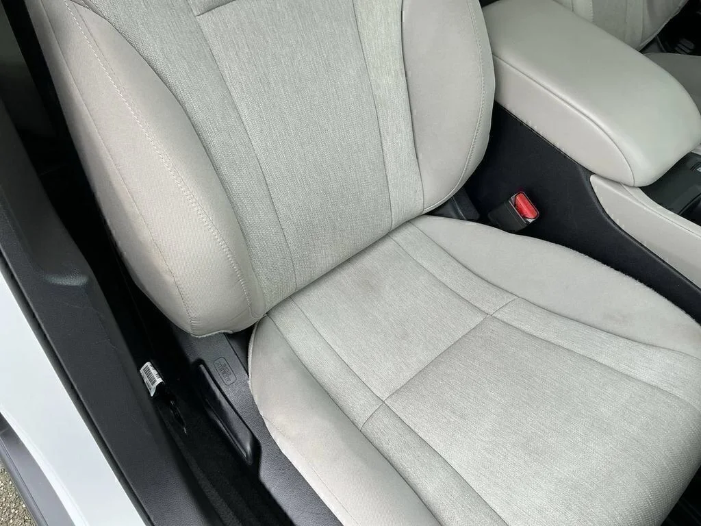 Used 2024 White Honda LX image 20