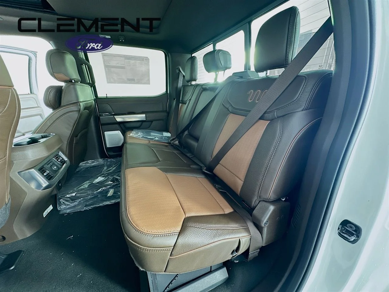 New 2026 Star White Metallic Tri-Coat Ford F-350® King Ranch® image 30