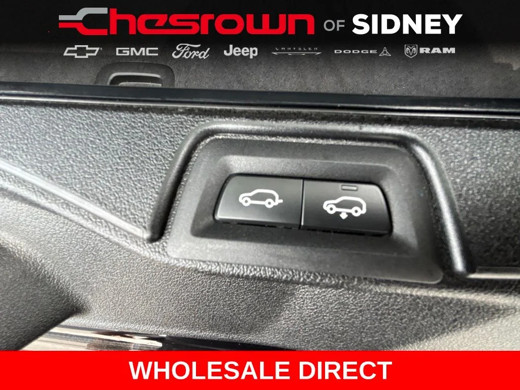 Used 2020 Black BMW xDrive40i image 34
