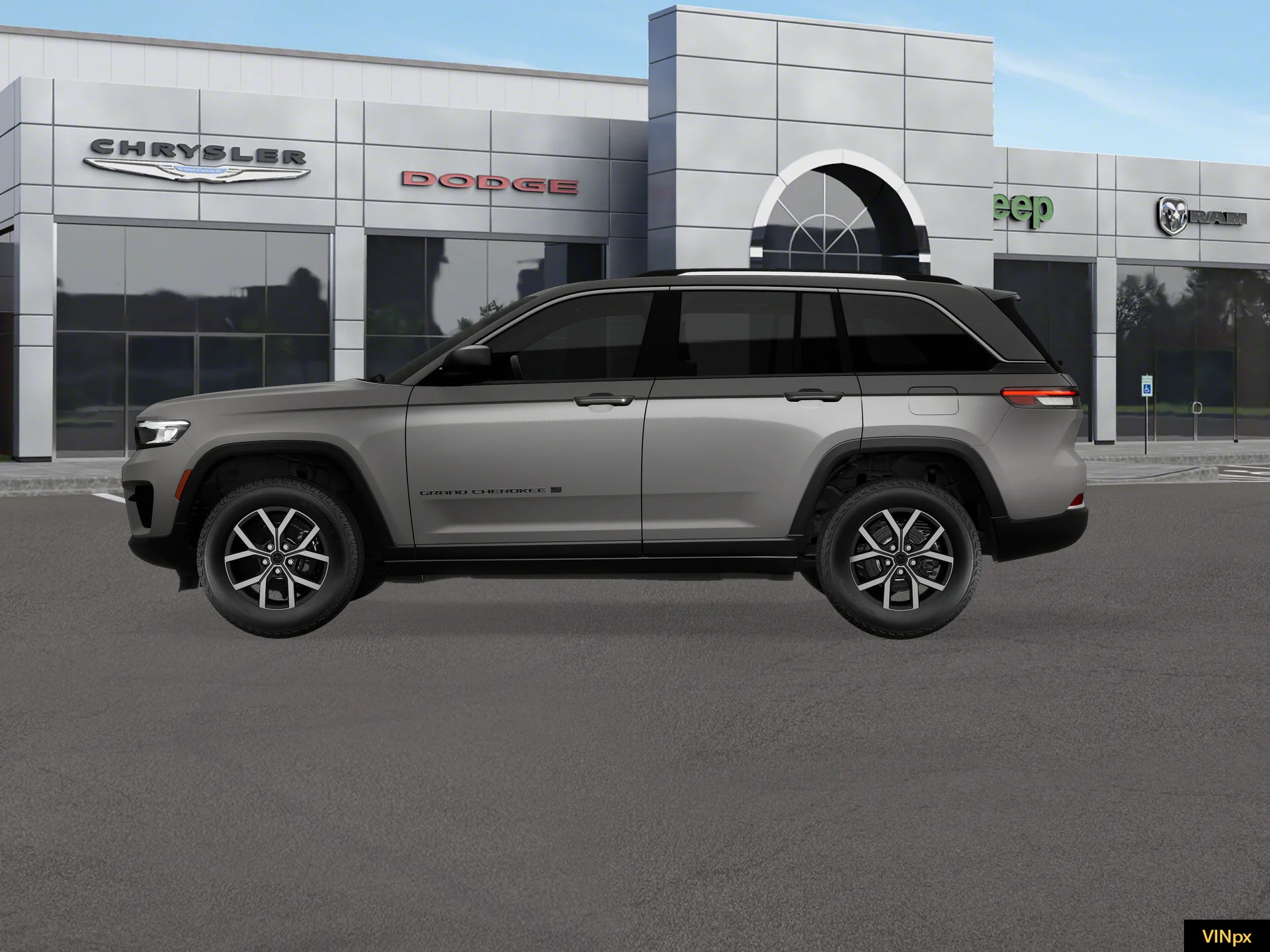 New 2027 Sting-Gray Clearcoat Jeep Laredo X image 3