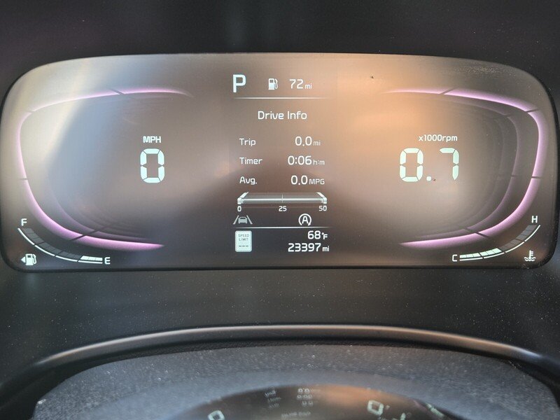 Used 2023 White Kia GT-Line image 28