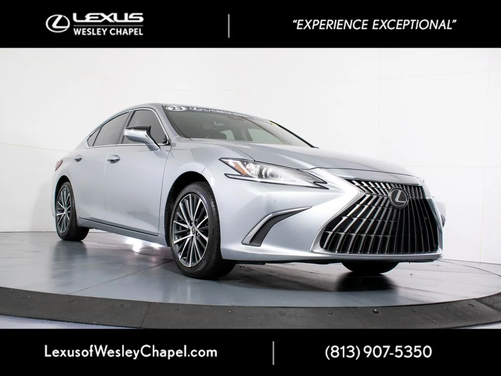 2023 Lexus ES 350 350's photo