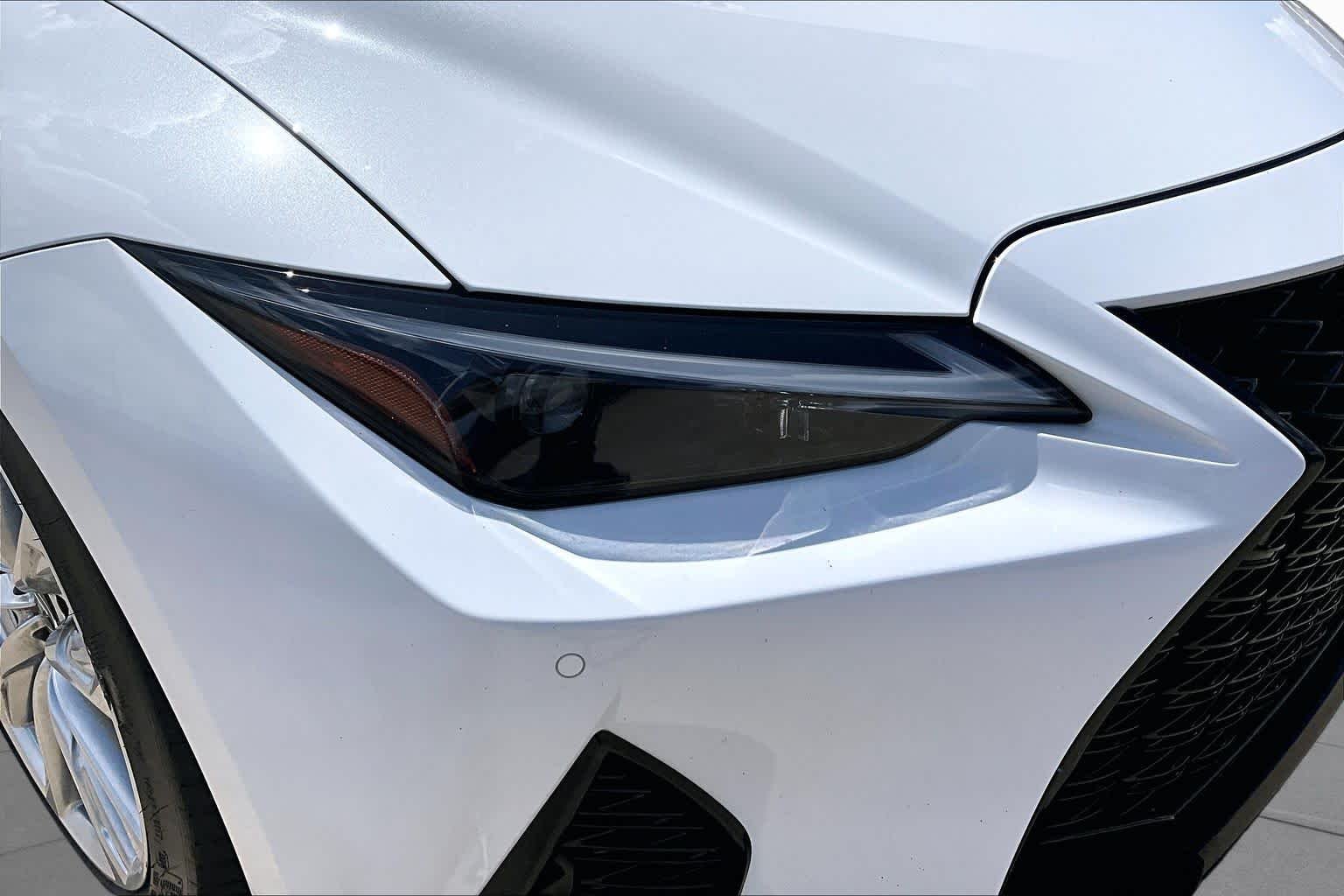 Used 2023 Ultra White Lexus F SPORT image 28