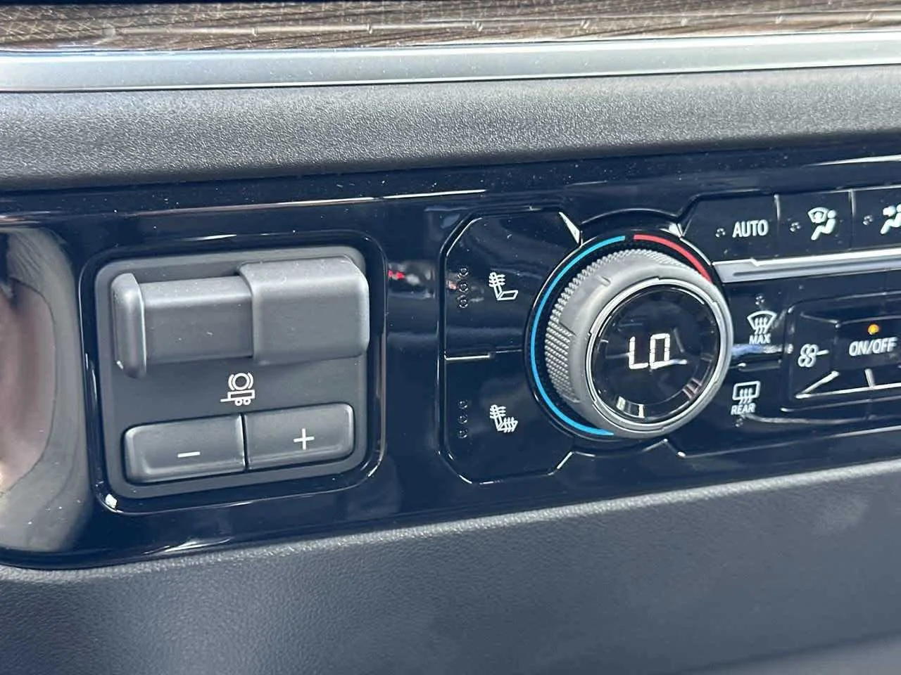 2026 Chevrolet Silverado 1500 RST - Photo 19