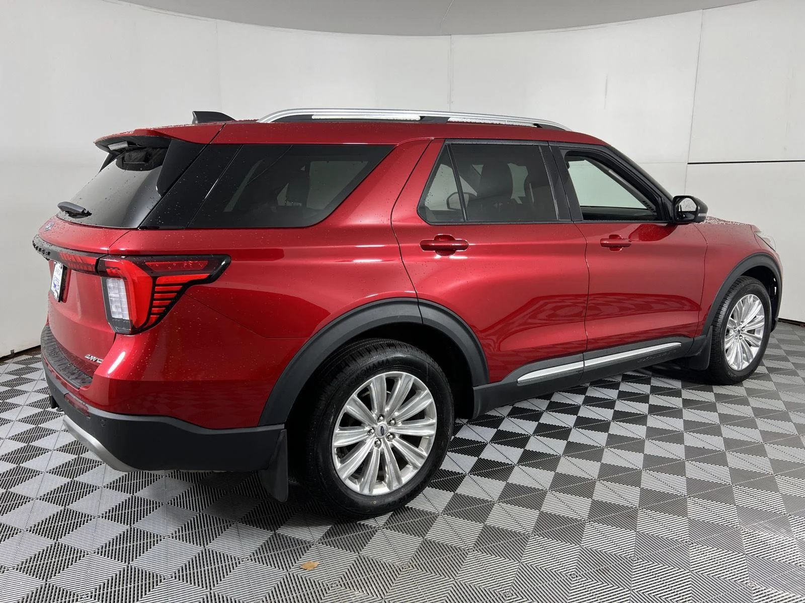 Used 2025 Rapid Red Metallic Tinted Clearcoat Ford Platinum image 11