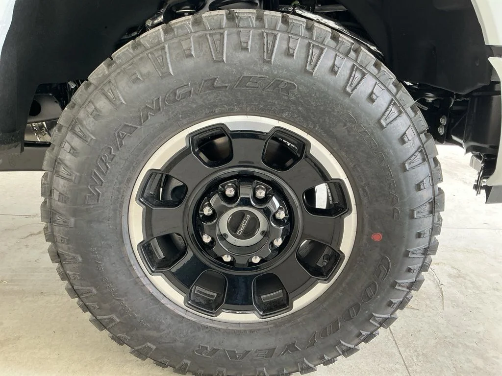 New 2026 Avalanche Ford F-350® Platinum® image 37