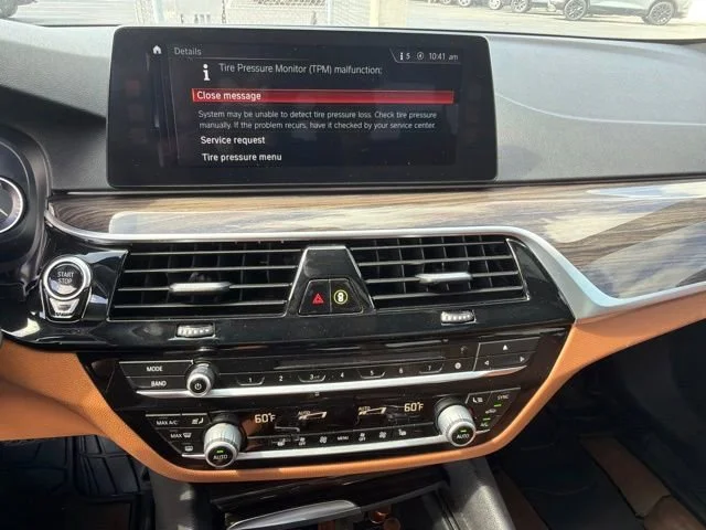 Used 2018 Black BMW 530i image 14