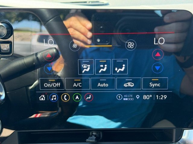 2023 Chevrolet Corvette 2LT - Photo 21