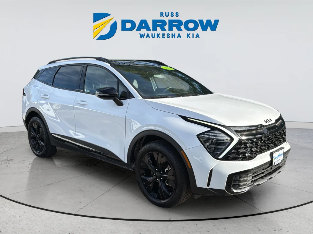 Used 2025 White Kia X-Line image 7
