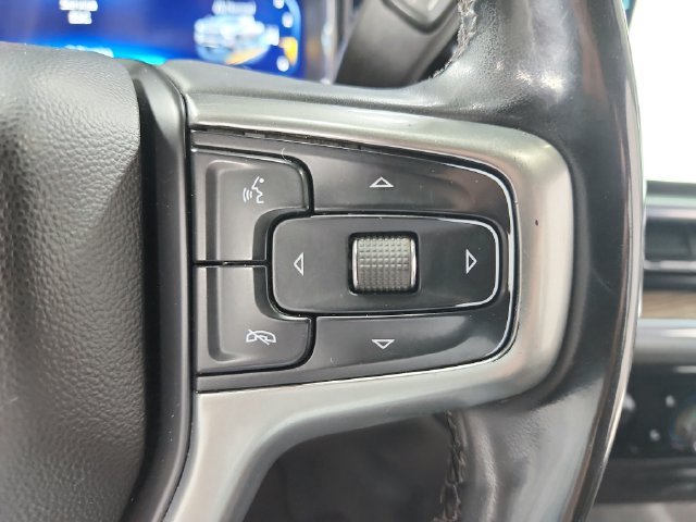 Used 2024 White Chevrolet LT image 25