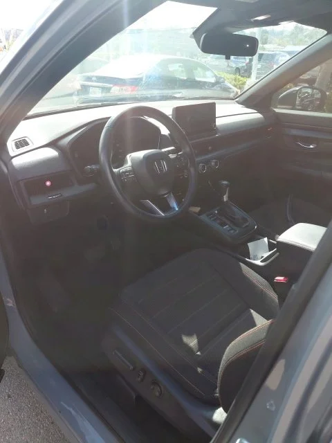 Used 2024  Honda Sport image 5