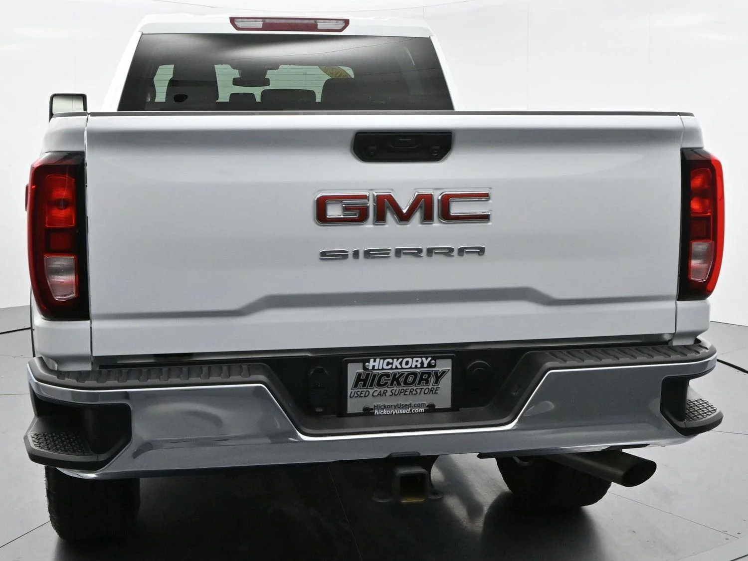 Used 2025 Summit White GMC Pro image 6