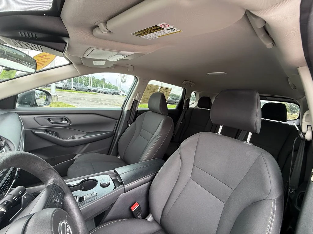 Used 2024 Black Nissan S image 21