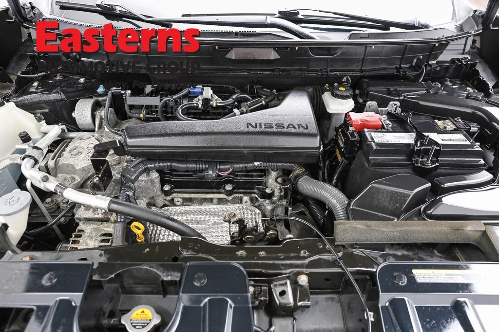 Used 2020 Gray Nissan SV image 7