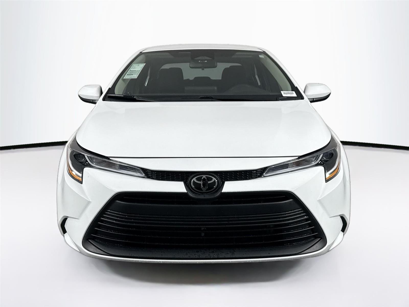 Used 2024 Ice Cap Toyota LE image 8