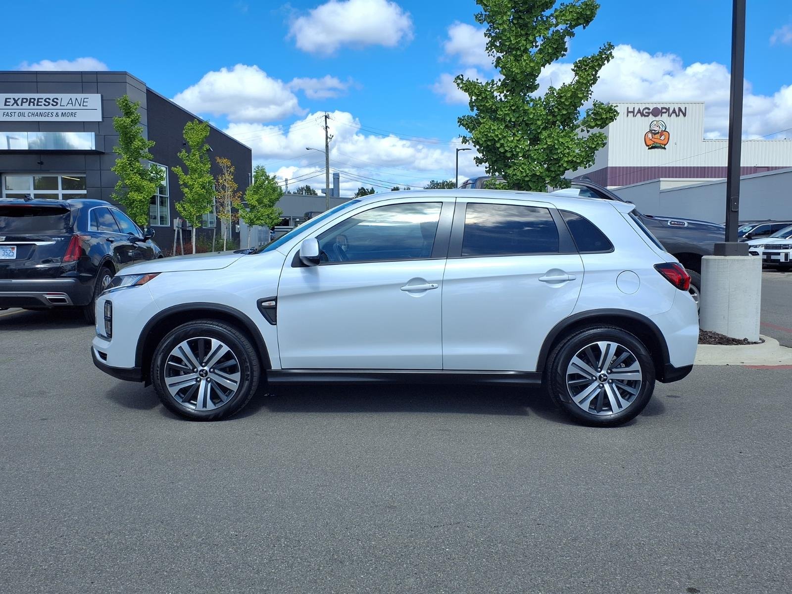 Used 2024  Mitsubishi S image 20
