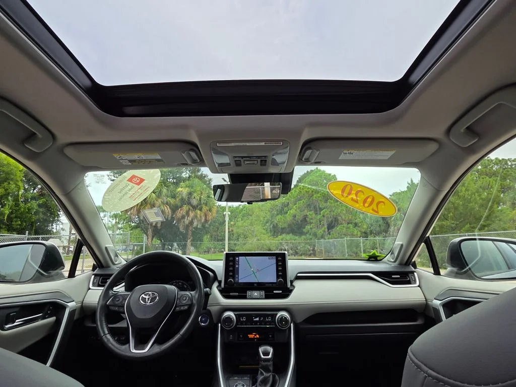 Certified Used 2020 Silver Toyota Limited image 4
