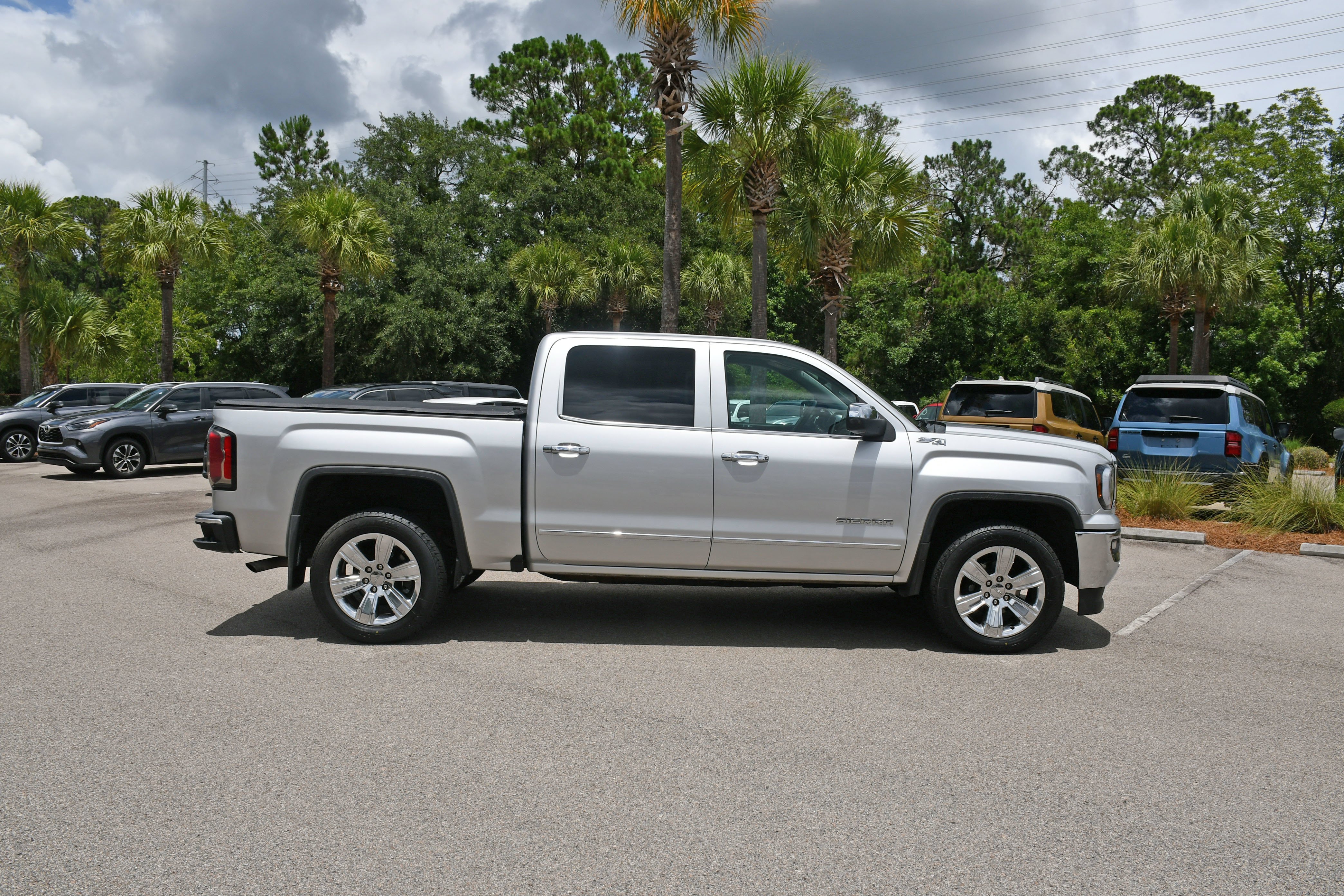 Used 2017 Silver GMC SLT image 2