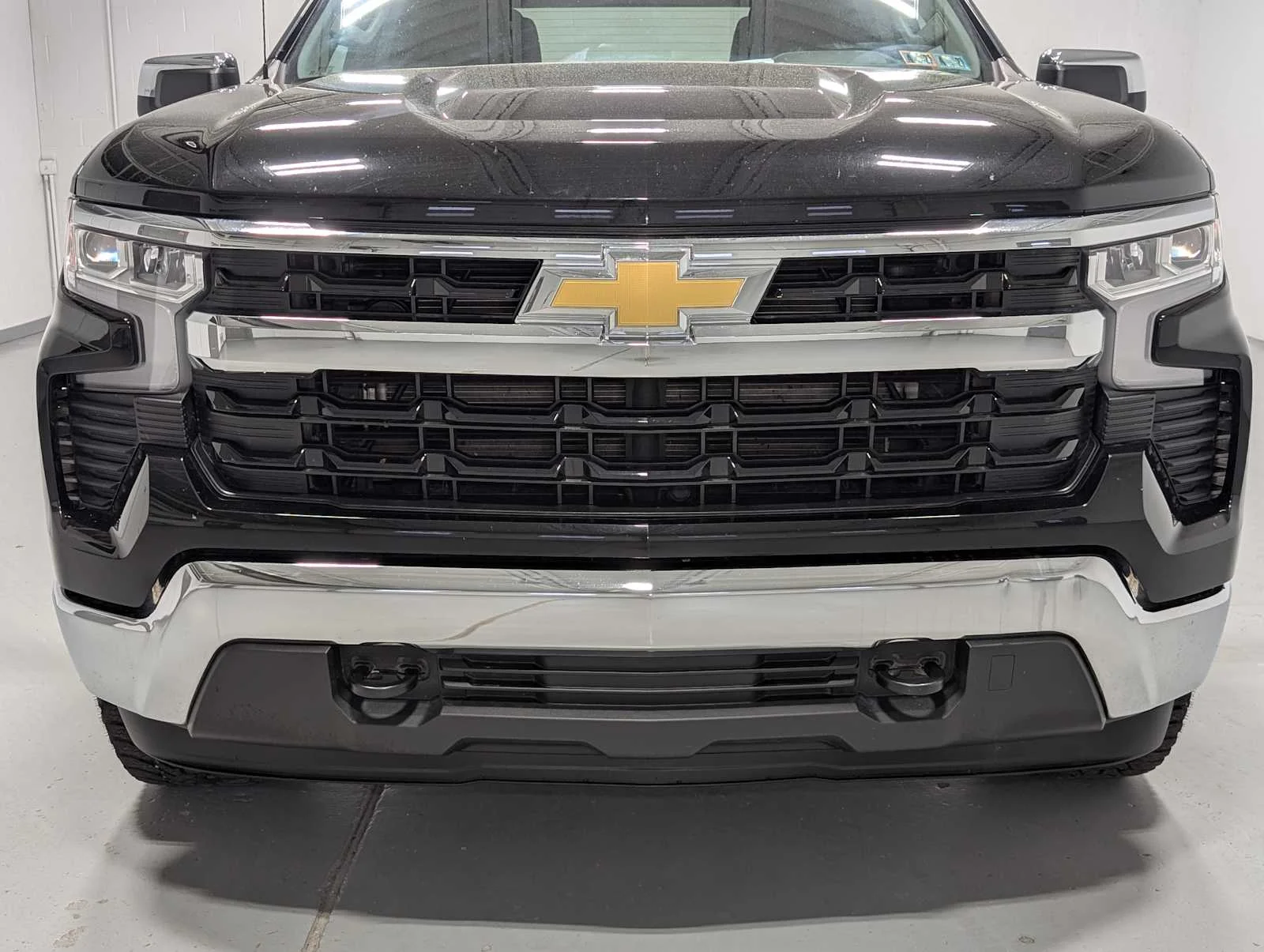 Used 2022 Black Chevrolet LT image 2